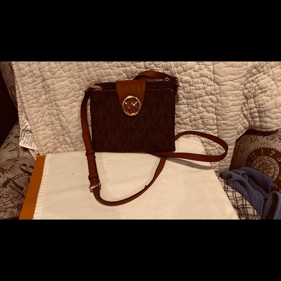 Michael Kors bags - Picture 1 of 6